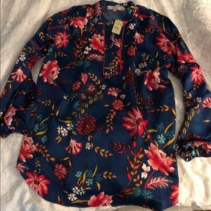 NWT Loft floral women’s top
